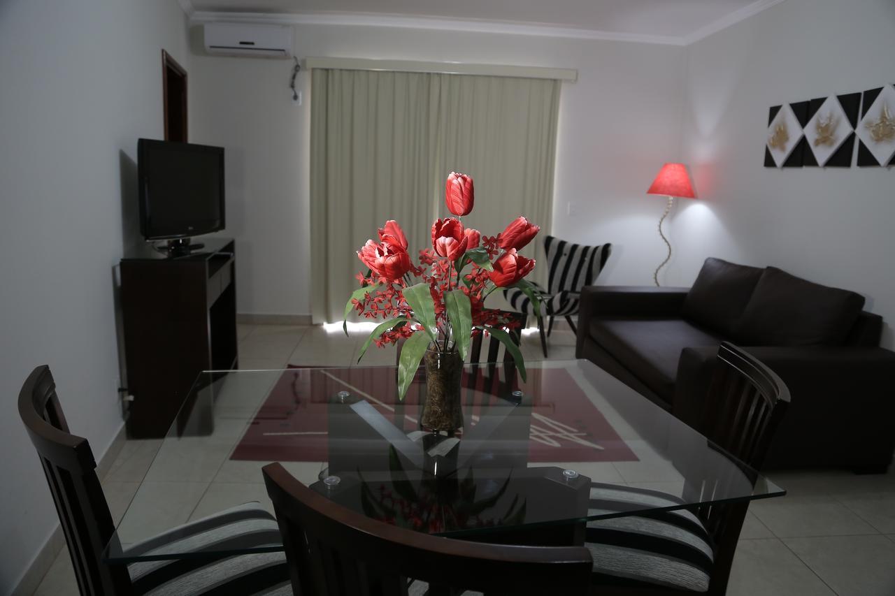 Beira Lago Palace Hotel Morrinhos  Екстер'єр фото