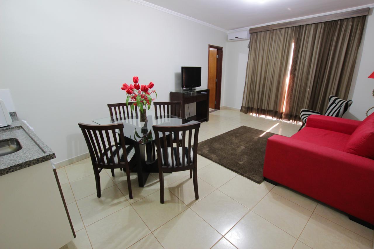 Beira Lago Palace Hotel Morrinhos  Екстер'єр фото