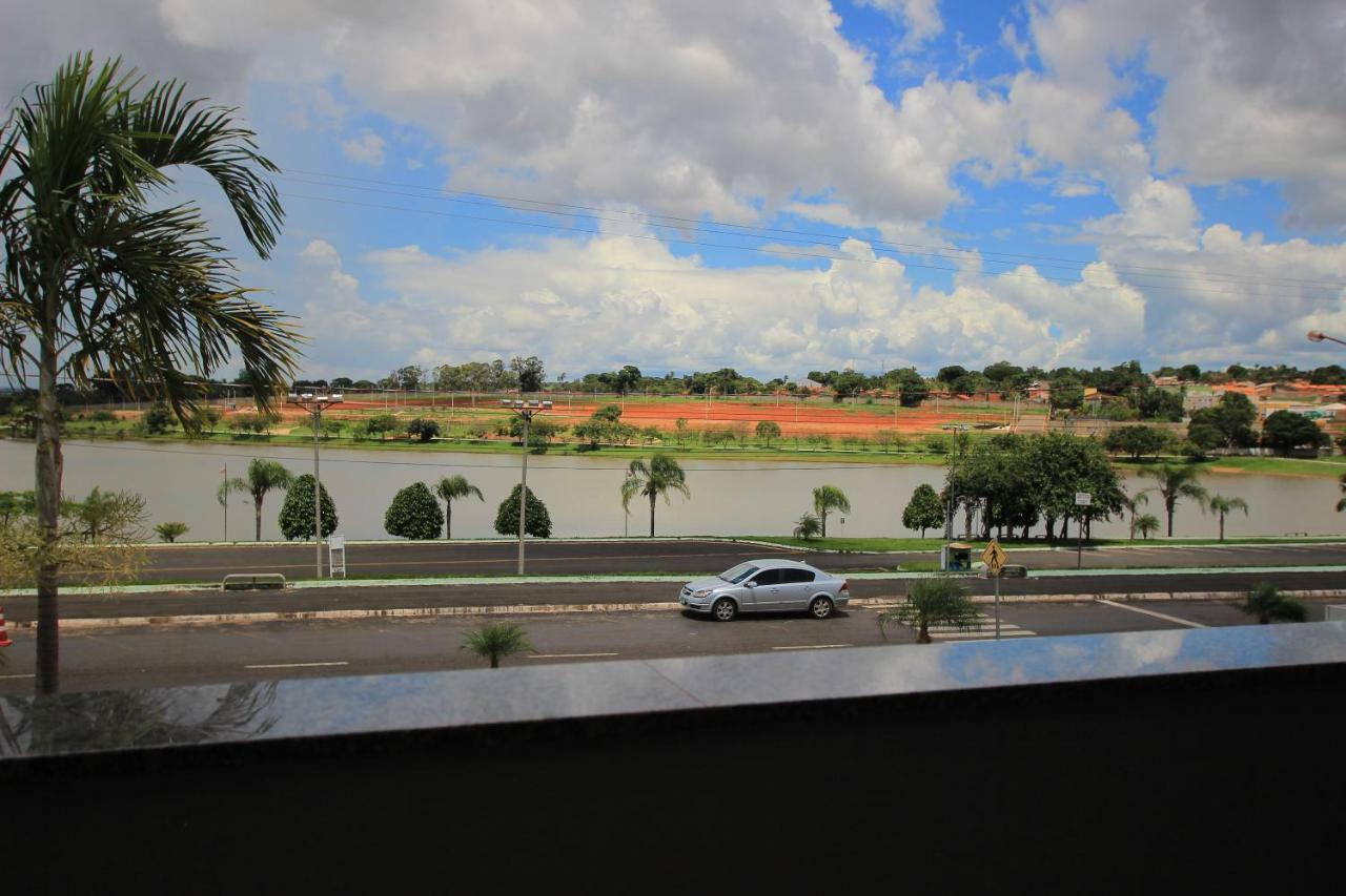 Beira Lago Palace Hotel Morrinhos  Екстер'єр фото